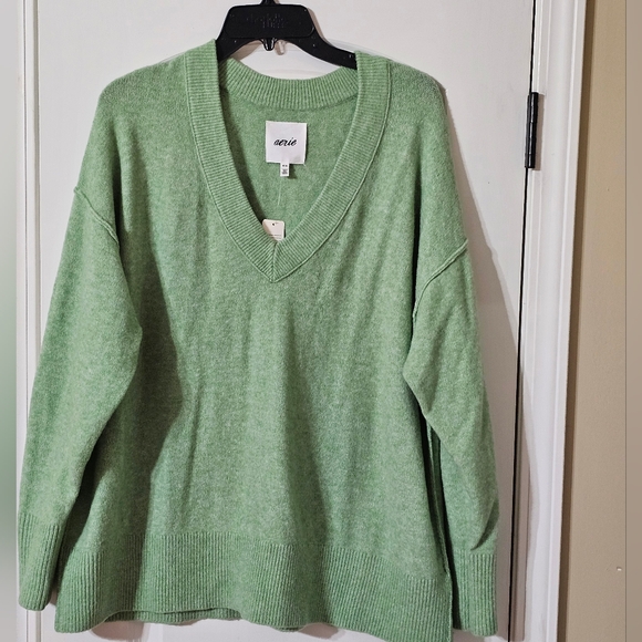 NWT Aerie Green V-Neck Sweater - Picture 3 of 6